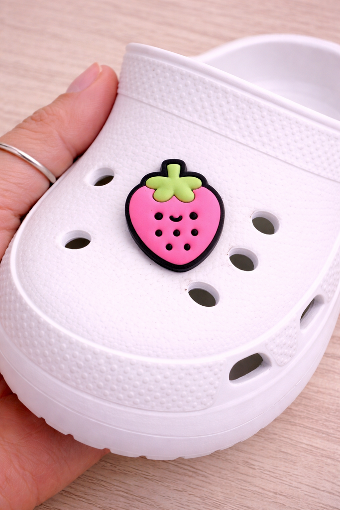 Clog Charm: Smile Berry